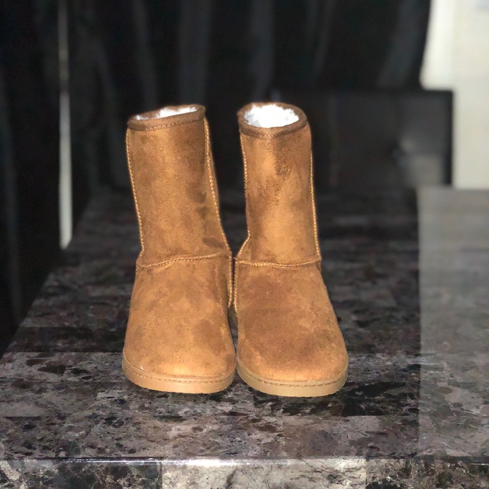 Brown Dawgs Boots